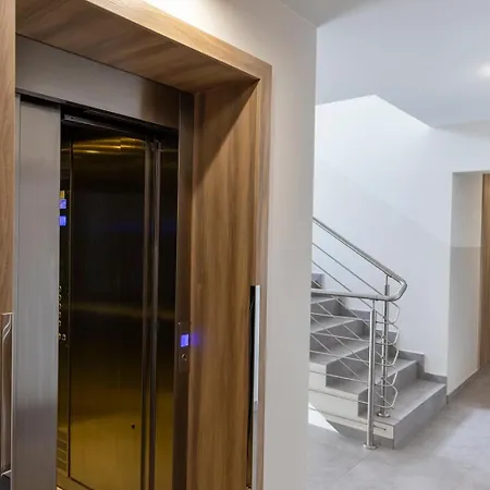 Apartmán 6m W Cenie Basen, Jacuzzi, Silownia, Sala Zabaw, Free Private Parking, Park Rozrywki Hossoland 30 Minut