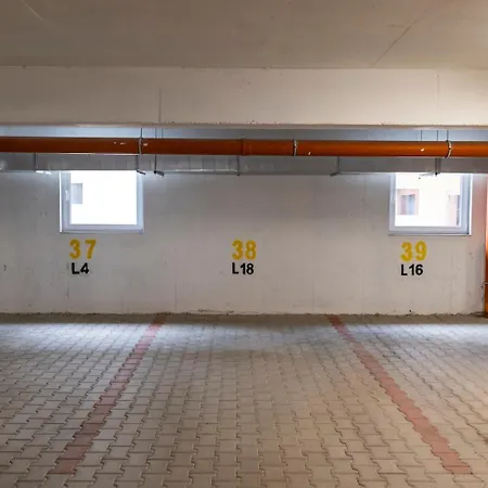 Apartmán 6m W Cenie Basen, Jacuzzi, Silownia, Sala Zabaw, Free Private Parking, Park Rozrywki Hossoland 30 Minut *