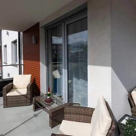 Apartmán 6m W Cenie Basen, Jacuzzi, Silownia, Sala Zabaw, Free Private Parking, Park Rozrywki Hossoland 30 Minut *