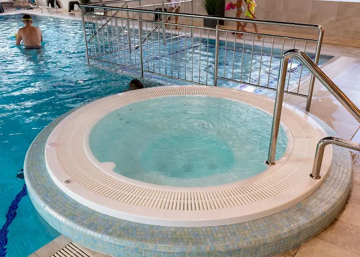 6m W Cenie Basen, Jacuzzi, Silownia, Sala Zabaw, Free Private Parking, Park Rozrywki Hossoland 30 Minut 里沃